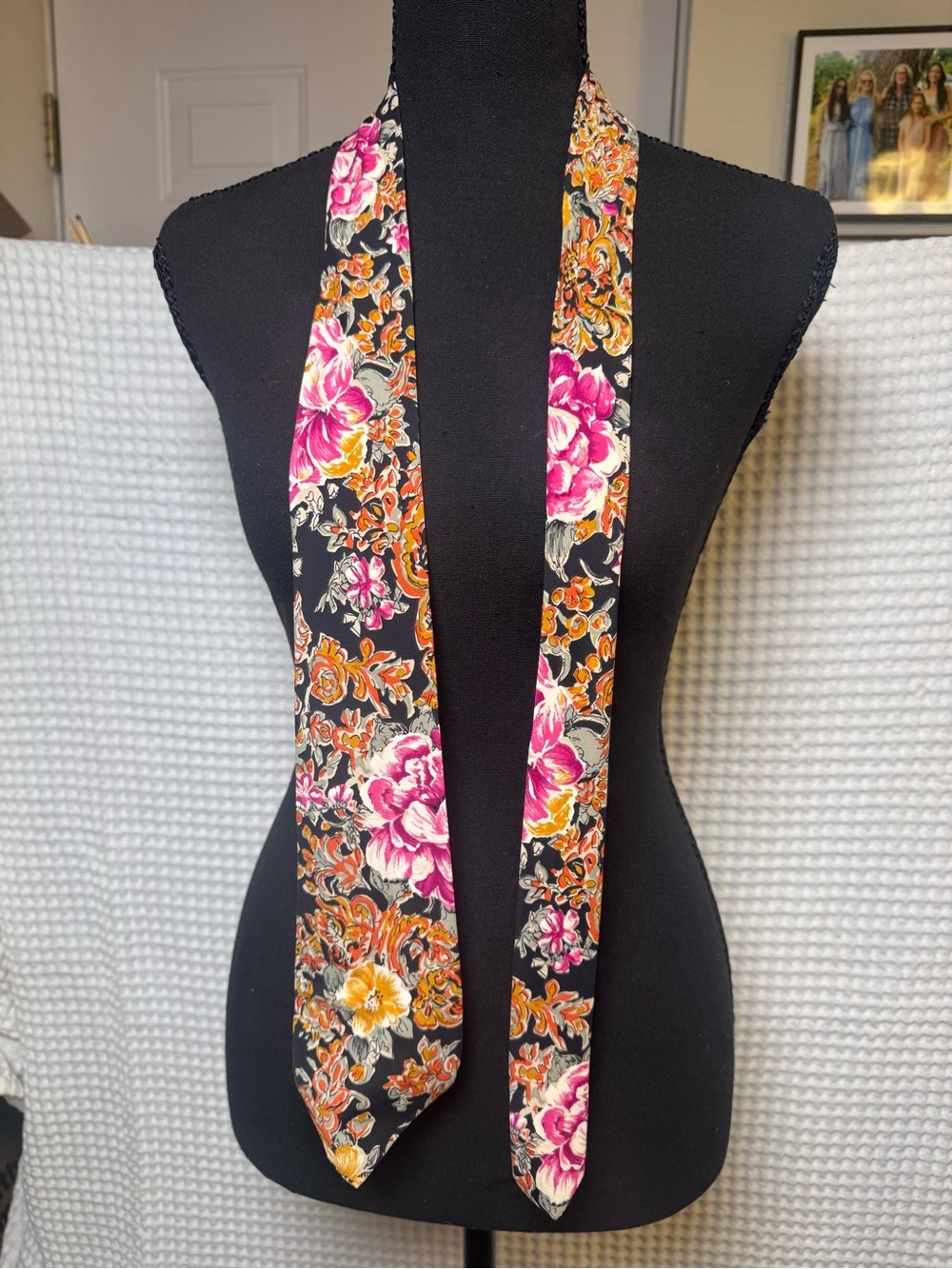 Vintage Silk Floral Neck Tie. Black, Pink, Orange Botanicals. Boho Men’s- 51”